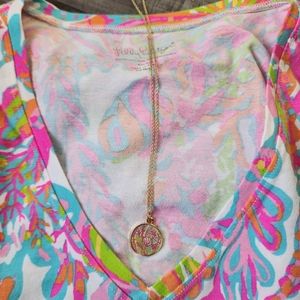 EUC! Vibrant Lilly Pulitzer top! INCLUDING  matching necklace!!